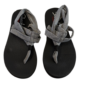 Skechers Black and Gray Yoga Foam Sandals Size 8